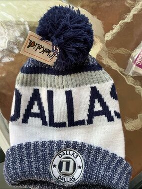 Chokolids Blue and White Knitted DALLAS Beanie Har Ribbed Cuff NEW
